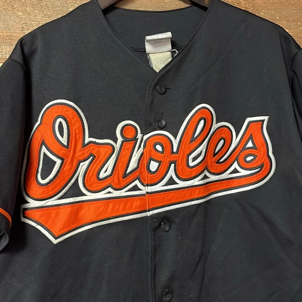 Vintage Majestic Baltimore Orioles Stitched Button Down Jersey Shirt - Picture 2 of 9